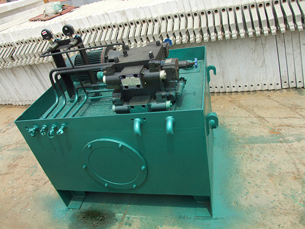 自動拉板板框壓濾機(jī) (8).JPG